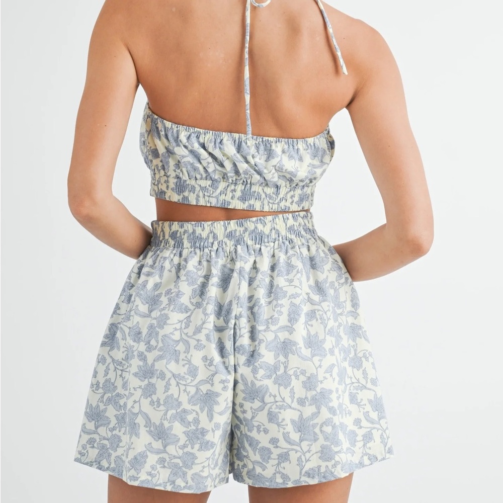 MARBLE Blue and Cream Floral Halter Romper - Picture 2 of 9